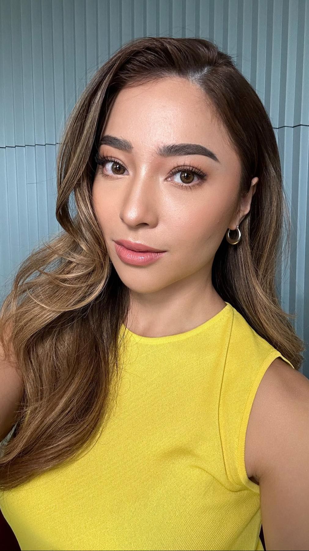 Perawatan Mulut Nikita Willy: Alat Pembersih Lidah